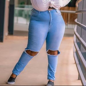 Fashion Nova Size 13 Distress Jeans